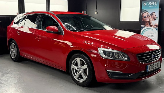 Volvo V60 2 of 13
