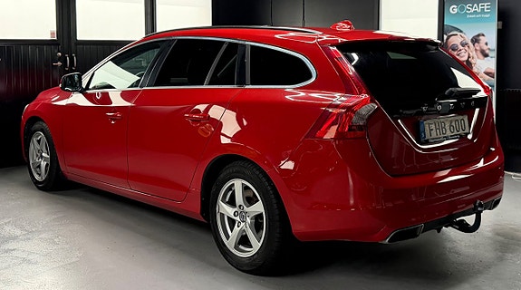 Volvo V60 3 of 13