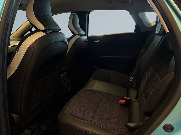 Renault Captur 13 of 19