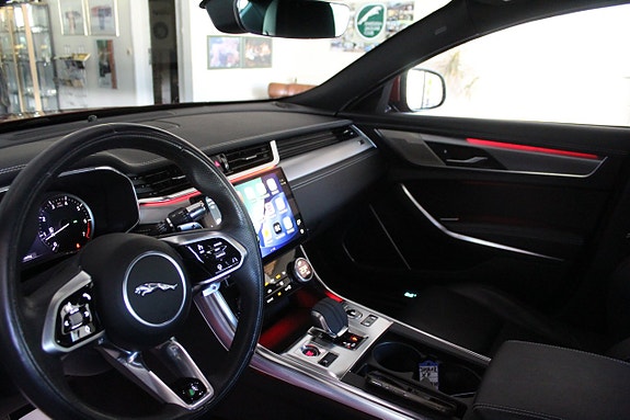 Jaguar XF 17 of 19