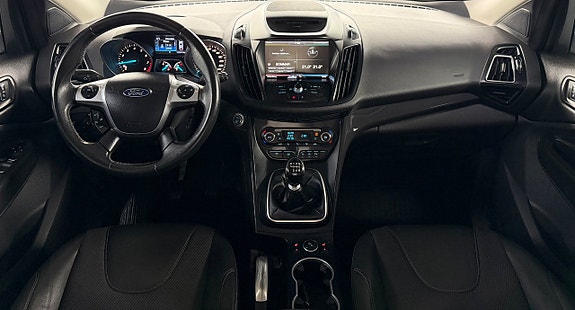 Ford Kuga 10 of 13