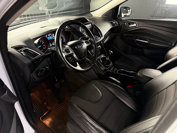 Ford Kuga 6 of 13