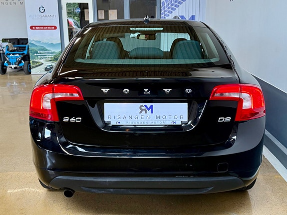 Volvo S60 5 of 5