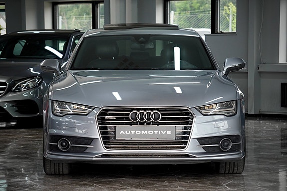 Audi A7 2 of 5