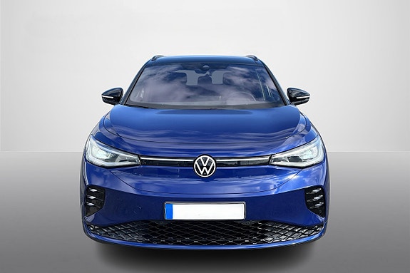 Volkswagen ID.4 GTX 3 of 5