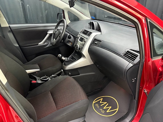 Toyota Verso 6 of 14