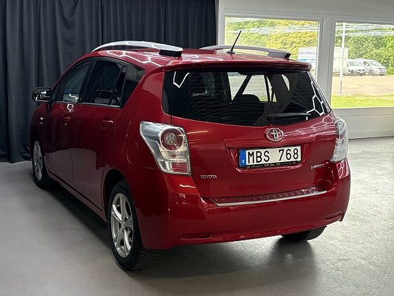 Toyota Verso 3 of 14