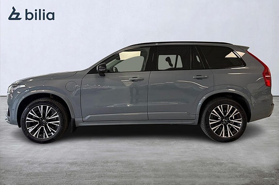 Volvo XC90 3 of 5