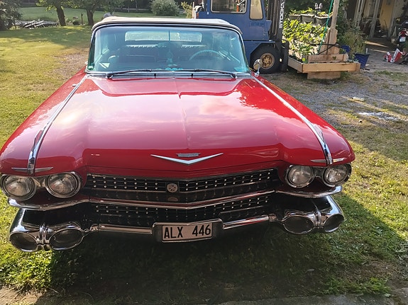 Cadillac Series 62 11 of 11