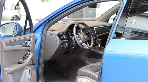 Porsche Macan 5 of 10