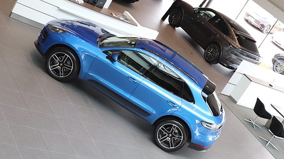 Porsche Macan 10 of 10