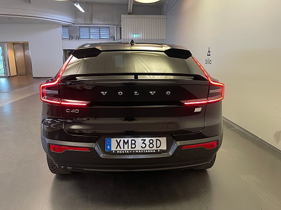 Volvo C40 4 of 5