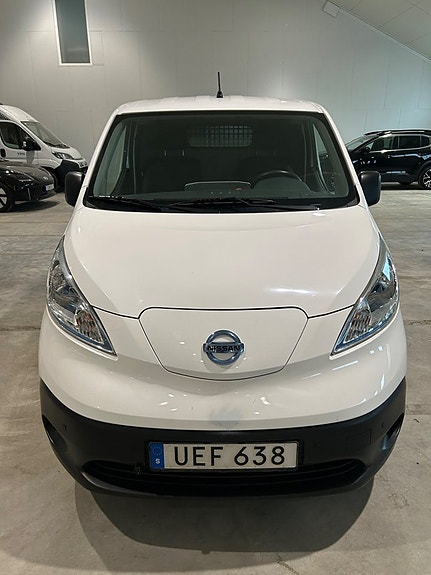 Nissan e-NV200 4 of 5