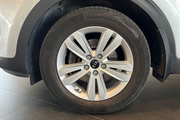 Kia Sportage 10 of 28