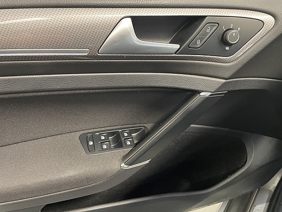Volkswagen Golf I 17 of 22