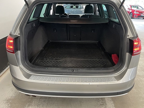 Volkswagen Golf I 9 of 22