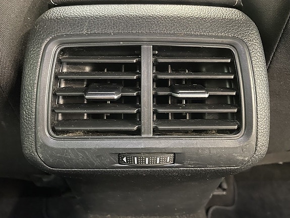 Volkswagen Golf I 18 of 22