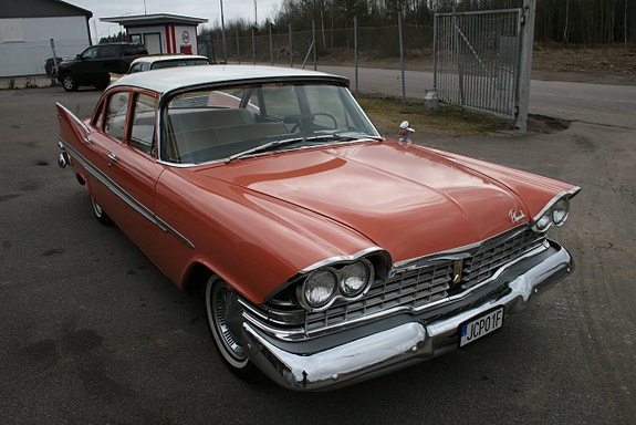 Plymouth Belvedere 10 of 23