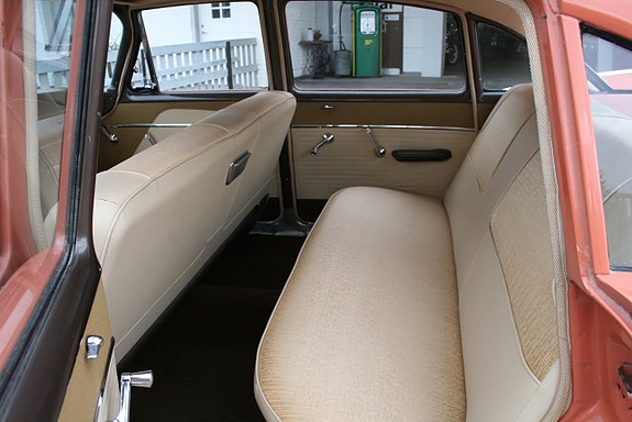 Plymouth Belvedere 17 of 23