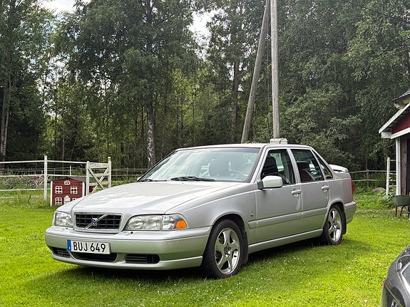Volvo S70 4 of 5