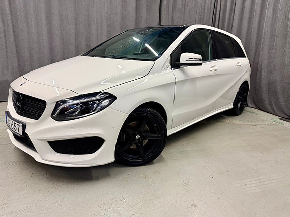 Mercedes-Benz B200 2 of 5