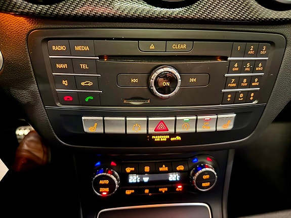 Mercedes-Benz B200 12 of 15