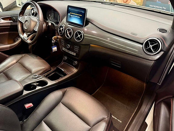 Mercedes-Benz B200 8 of 15