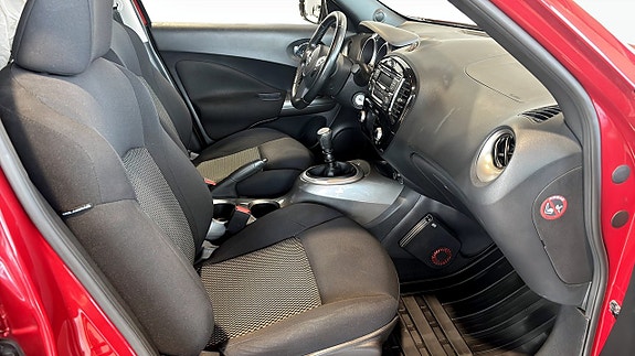 Nissan Juke 3 of 9