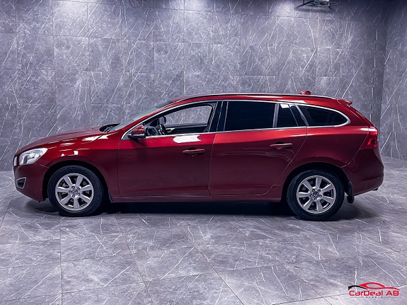 Volvo V60 8 of 24