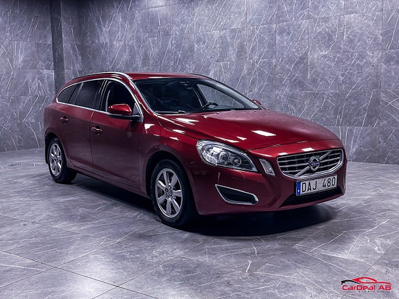 Volvo V60 3 of 5
