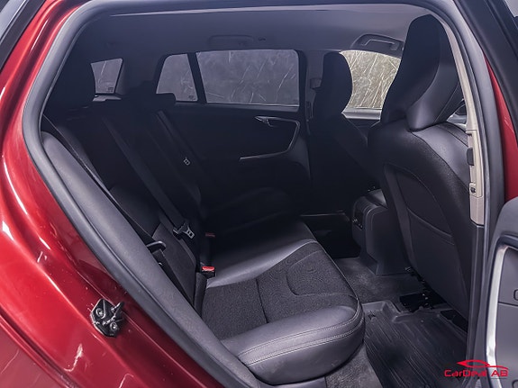 Volvo V60 17 of 24