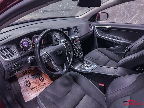 Volvo V60 15 of 24