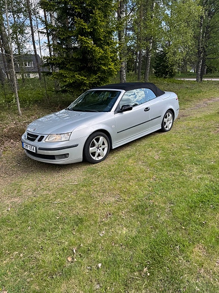 Saab 9-3 2 of 5