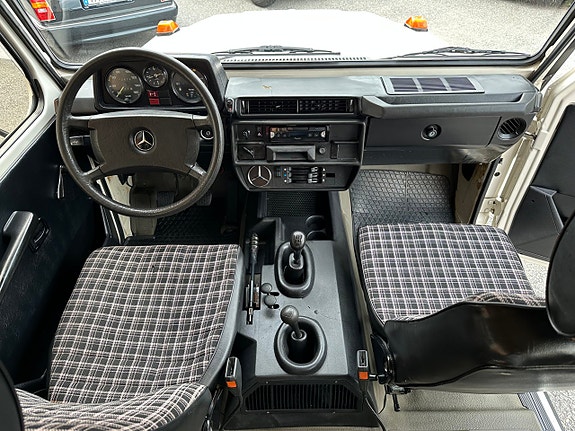 Mercedes-Benz G-klass 10 of 20