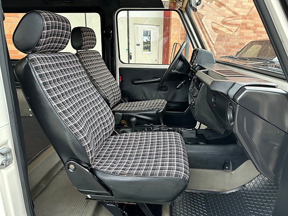 Mercedes-Benz G-klass 9 of 20