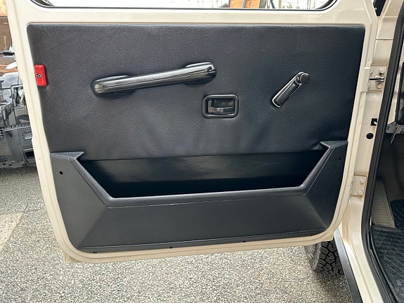 Mercedes-Benz G-klass 13 of 20