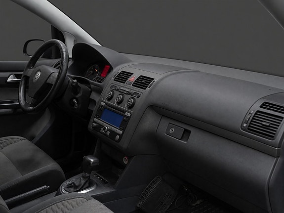Volkswagen CrossTouran 15 of 17