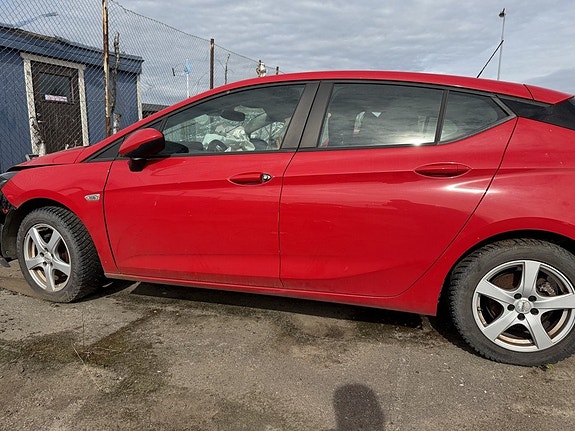 Opel Astra 11 of 16