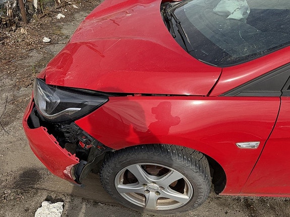 Opel Astra 15 of 16