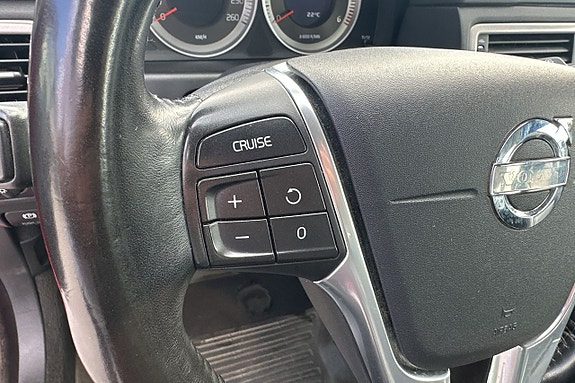 Volvo V70 21 of 28