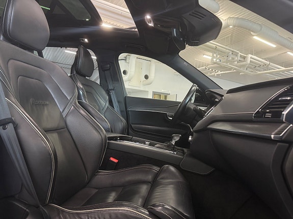Volvo XC90 6 of 23