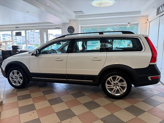 Volvo XC70 5 of 5