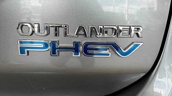 Mitsubishi Outlander 22 of 22