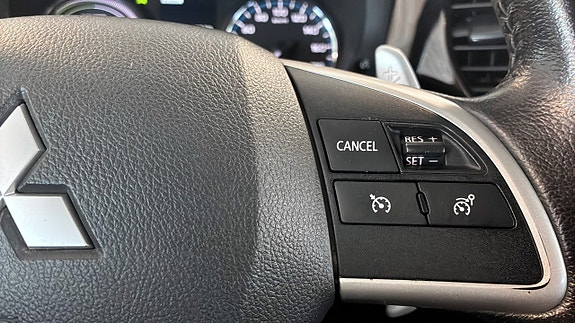 Mitsubishi Outlander 18 of 22