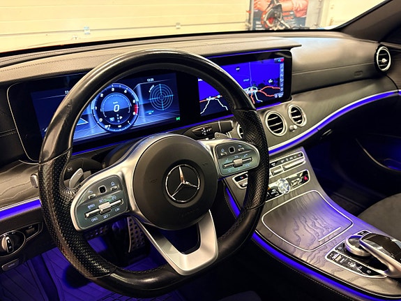 Mercedes-Benz E220 d 24 of 30