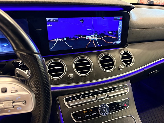 Mercedes-Benz E220 d 26 of 30