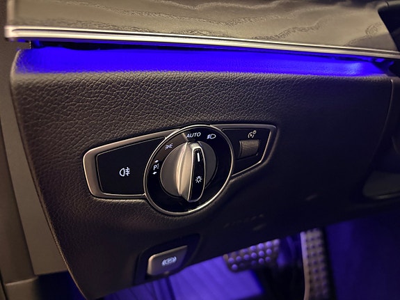 Mercedes-Benz E220 d 23 of 30