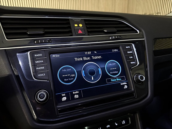 Volkswagen Tiguan 29 of 30