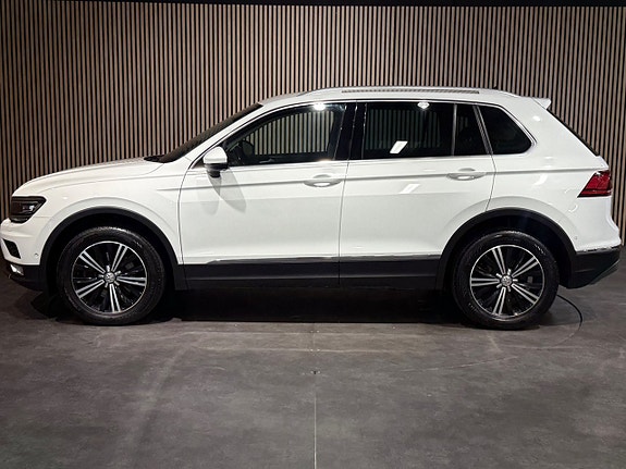 Volkswagen Tiguan 7 of 30