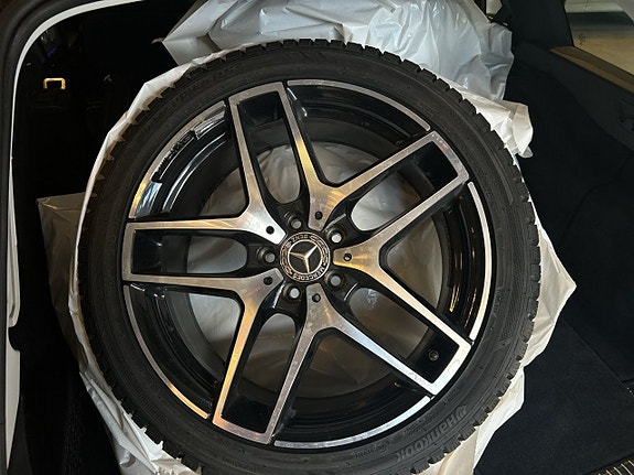 Mercedes-Benz E300 17 of 26